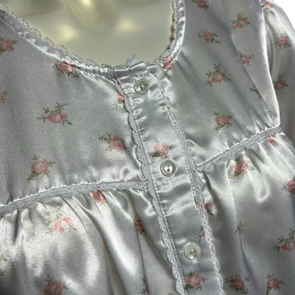 Vintage Satin Floral Nightgown, White with Pink Roses, Size Small - Picture 6 of 9
